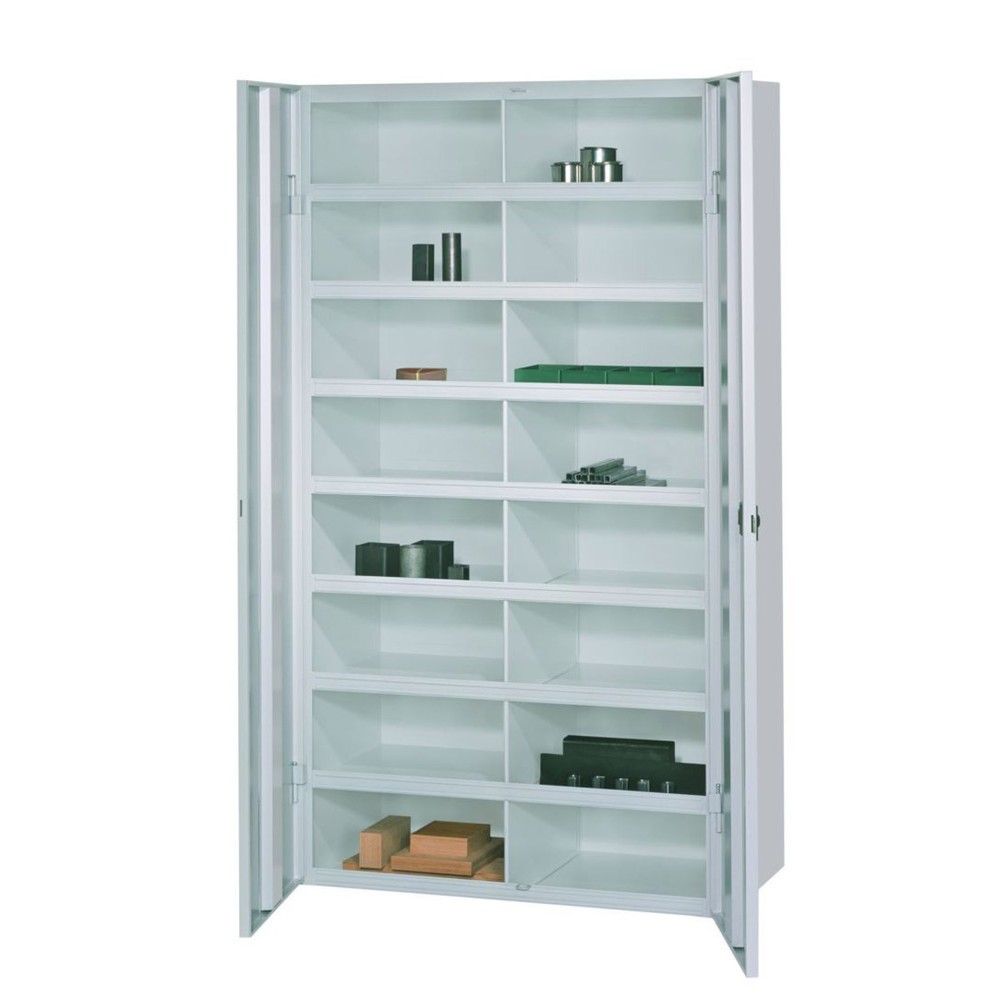 Image of Der Fächerschrank PAVOY mit einer Tragkraft von 400 kg bietet viel Sicherheit Stabil und langlebig: In diesem platzsparenden Schrank mit Flügeltüren bringen Sie viele kleine Gegenstände übersichtlich und zentral unter. Der Schrank mit pulverbeschichteter 