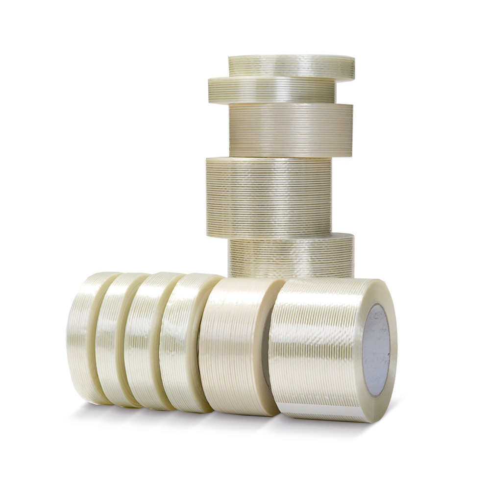 Image of Mit hochreissfestem Filament-Klebeband schwere Kartons sicher verschliessen Ob raue oder glatte Kartonagen: Das längs und quer verstärkte Filament-Klebeband eignet sich dank seines starken synthetischen Kautschukklebers zum sicheren Verkleben schwerer Kar