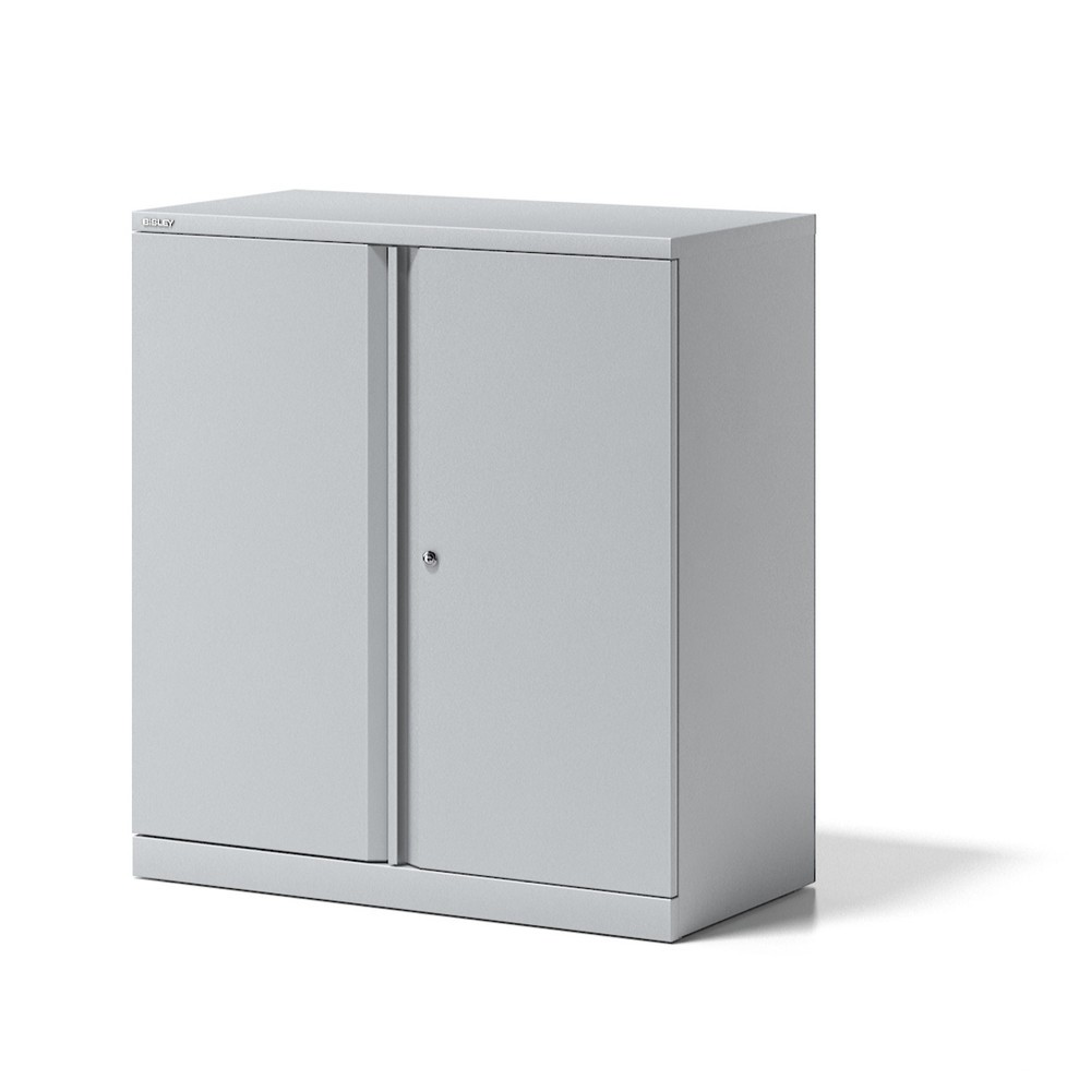 Image of Praktischer Flügeltürenschrank BISLEY Essentials Bringen Sie mit dem Flügeltürenschrank aus der Serie Essentials mehr Struktur und Übersicht in Ihre Büroorganisation. Der robuste, pflegeleichte Aktenschrank der Marke BISLEY bietet genügend Stauraum für Ih