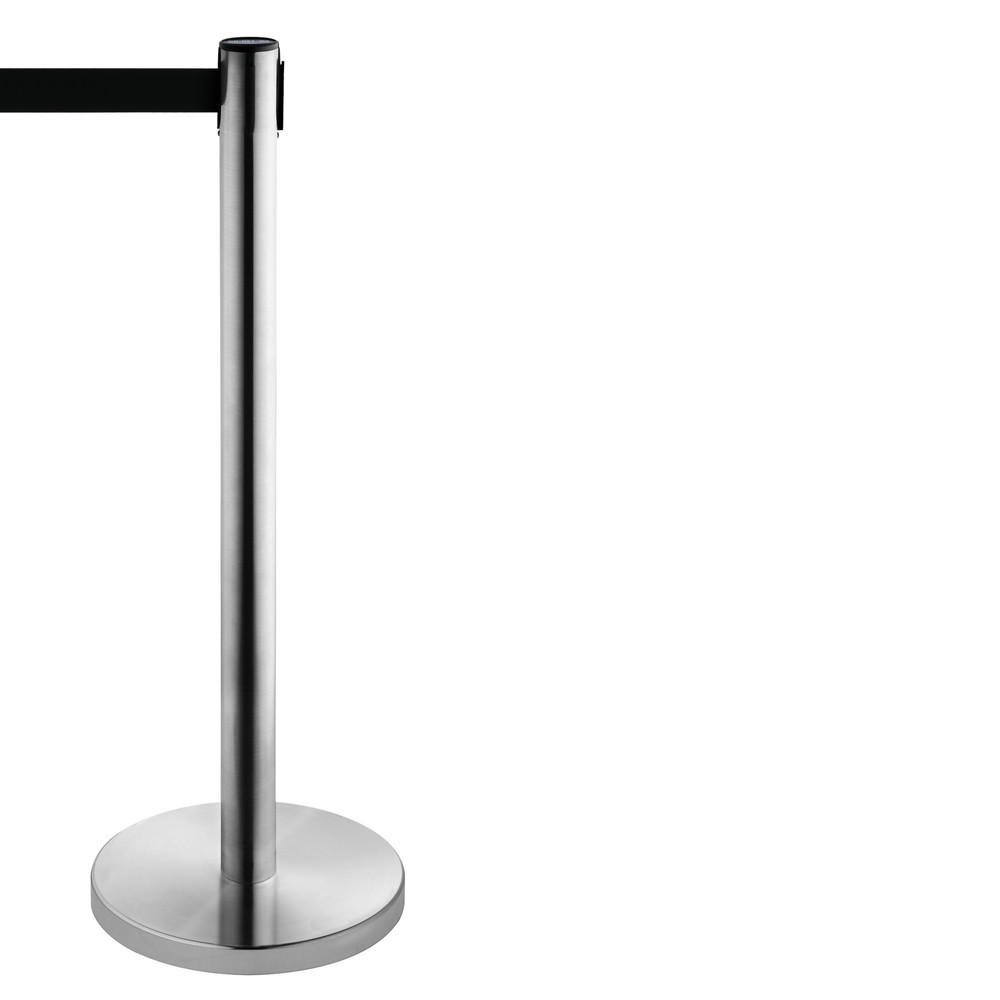 Image of Geben Sie mit den Gurt-Absperrpfosten von RS-GUIDESYSTEMS® den Weg vor Die Anwendungsmöglichkeiten des Gurt-Absperrpfostens von RS-GUIDESYSTEMS® sind vielfältig. Von der Absperrung von Gefahrenzonen, über das Kenntlichmachen von Wegen und der Koordinierun