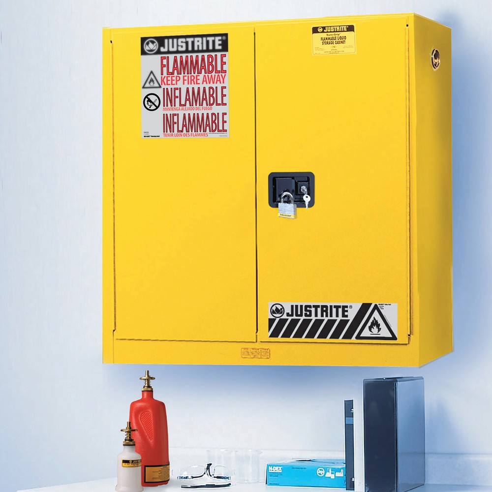 Image of Für einen einfachen Zugriff auf häufig verwendete Flüssigkeiten: der Justrite® Sicherheitsschrank Sure-Grip® FM zur Wandmontage Verfügbaren Raum bestmöglich ausnutzen: mit dem Justrite® Sicherheitsschrank Sure-Grip® FM zur Wandmontage. Hängen Sie den Gefa