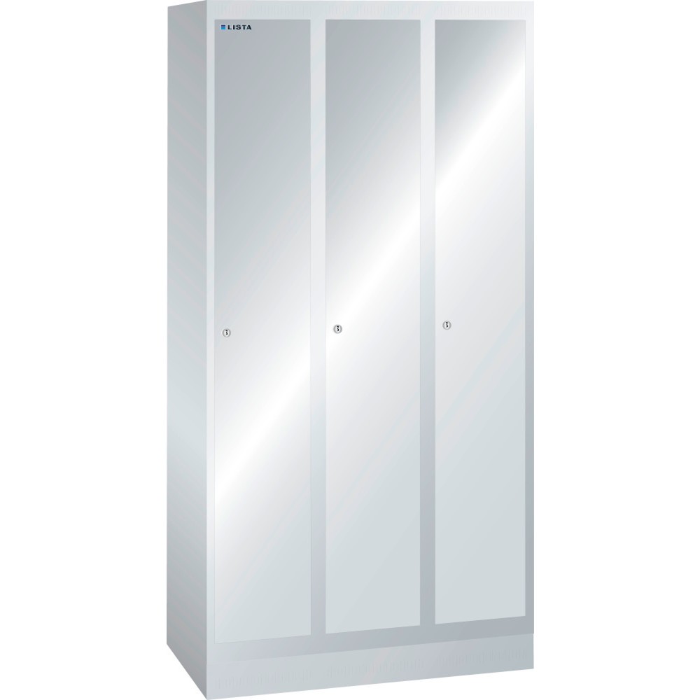 Image of Langlebig konzipiert: der LISTA Garderobenschrank mit Lochfeld „Made in Europe“ mit 10 Jahren Garantie für ein gutes Gefühl Egal ob im Umkleideraum im Betrieb, im Schwimmbad oder Fitnessstudio: Der LISTA Garderobenschrank mit Lochfeld bietet eine sichere 