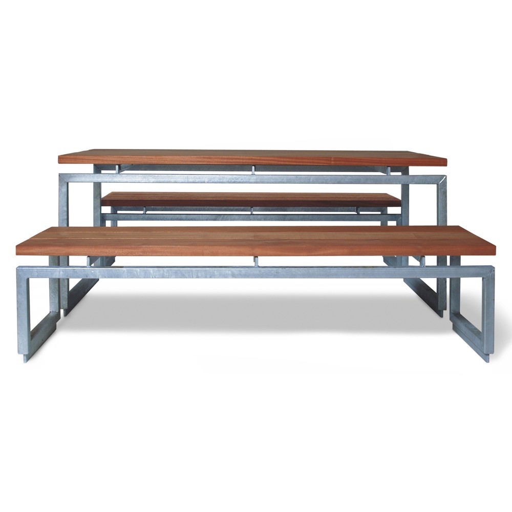 Image of Robuste Sitzgelegenheit in vandalismussicherer Qualität: die Parkbank Castor aus Echtholz und Stahlblech Egal ob für Mitarbeiter vor der Betriebskantine oder Studenten vor der Mensa: Die Bank Castor bietet die Möglichkeit, sich draussen gemütlich zu unter
