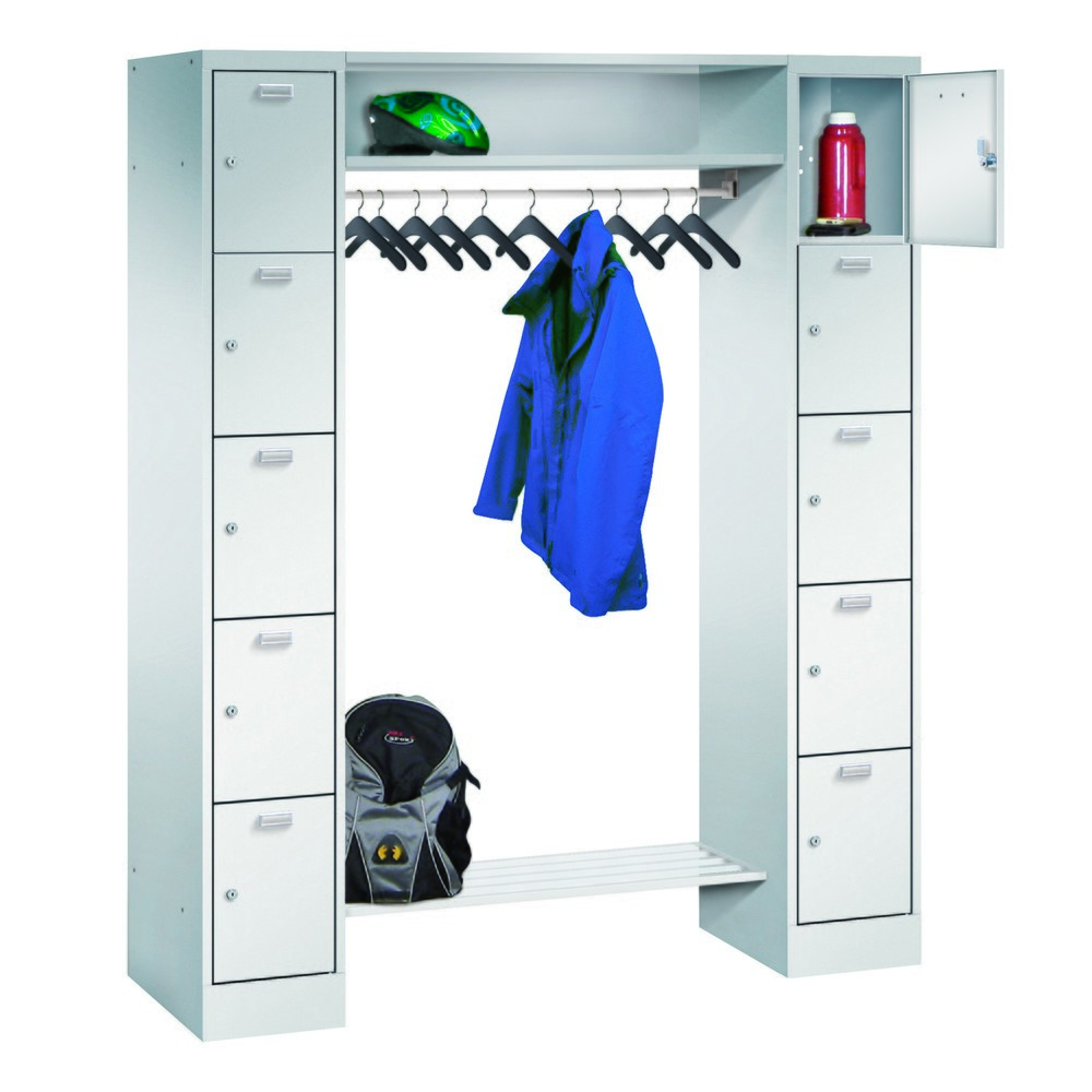 Image of PAVOY Schliessfachgarderobe mit 2 x 5 Fächern und Zylinderschloss – variabler Platz für geordnetes Aufbewahren von Arbeits- und Privatkleidung Bei der Arbeit Hab und Gut jederzeit ordentlich verwahren: Das ermöglicht Ihnen die PAVOY Schliessfachgarderobe 