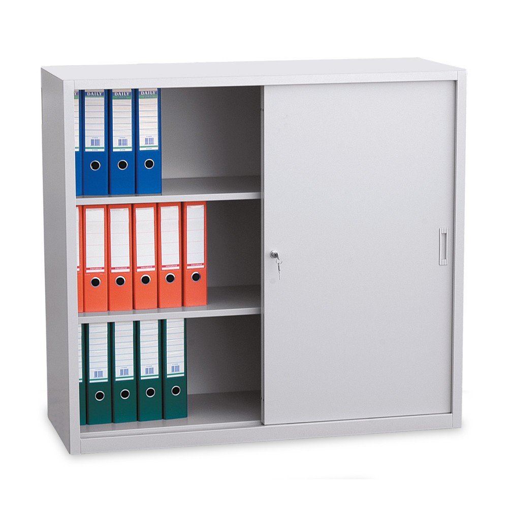 Image of Platzsparend und dennoch viel Stauraum Der Schiebetürschrank BASIC bietet Ihnen zusätzlichen Stauraum für Ordner und Unterlagen. Er und ist mit verschiedener Anzahl von Fachböden erhältlich und kann dadurch eine verschiedene Anzahl an Ordnern aufnehmen. D