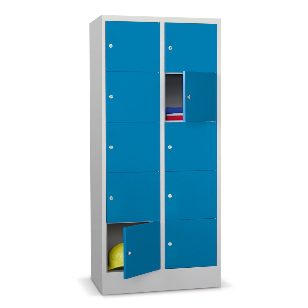 Image of Schliessfachschränke flexibel nach Ihrem Platzangebot wählbar Diesen Schliessfachschrank der PAVOY-Serie mit lichter Fachhöhe von 315 mm passen Sie dank seiner variablen Höhe und Breite genau Ihren betrieblichen Anforderungen an. Zwischen dem kleinsten Mo