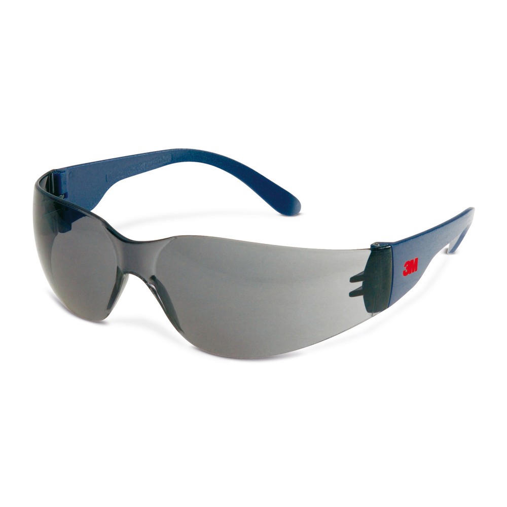 Image of Eine komfortable Sicherheitsbrille, um Ihre Augen zu schützen Die Schutz-Bügelbrille 3M™ der Serie 2720 schützt vor Fremdkörpern. Ihre Sichtscheiben bestehen aus widerstandsfähigem Polycarbonat, wodurch die Brille Stössen mit niedriger Energie problemlos 