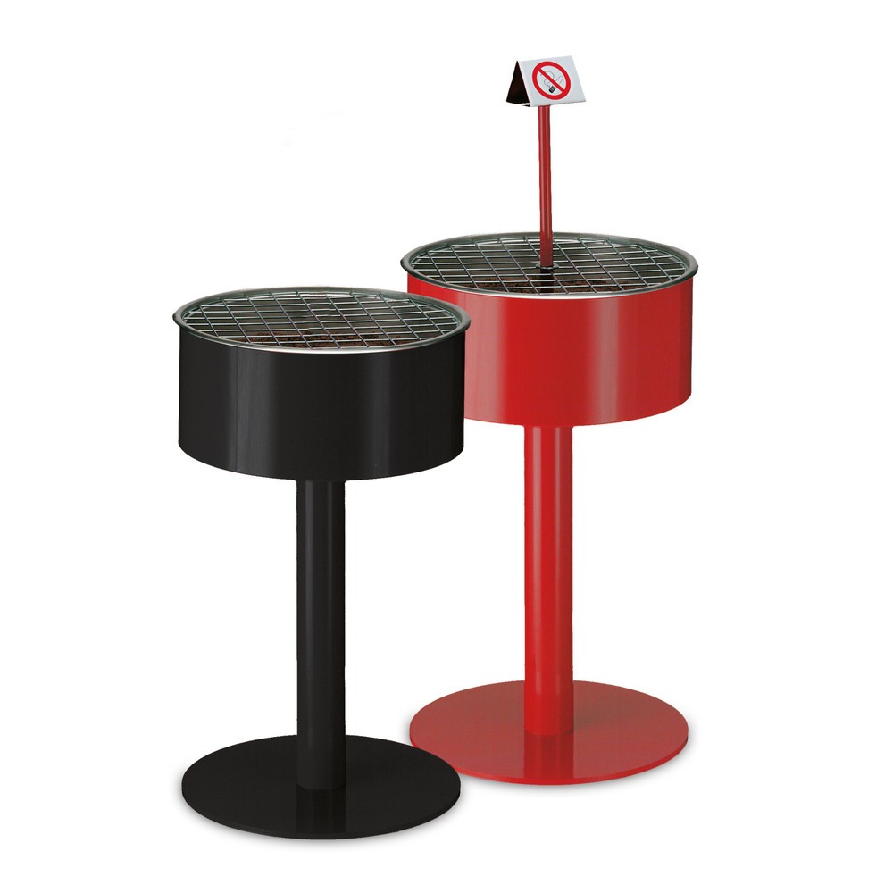 Image of Für Raucherzonen im Aussen- oder Innenbereich – der Standascher ROBUST In dem wetterfesten Standascher ROBUST können Mitarbeiter und Kunden Zigarettenreste und Asche einfach und sauber entsorgen. Er verfügt über einen herausnehmbaren Sieb und Aschereinsat