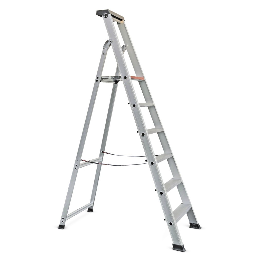 Image of Stabile Ausführung für den täglichen Gebrauch Diese Stufen-Stehleiter mit eloxierter Schutzschicht kann von einer Seite bestiegen werden. Für den professionellen Einsatz ist die Stufen-Stehleiter durch ihre extrem robuste, hochwertige und langlebige Verar