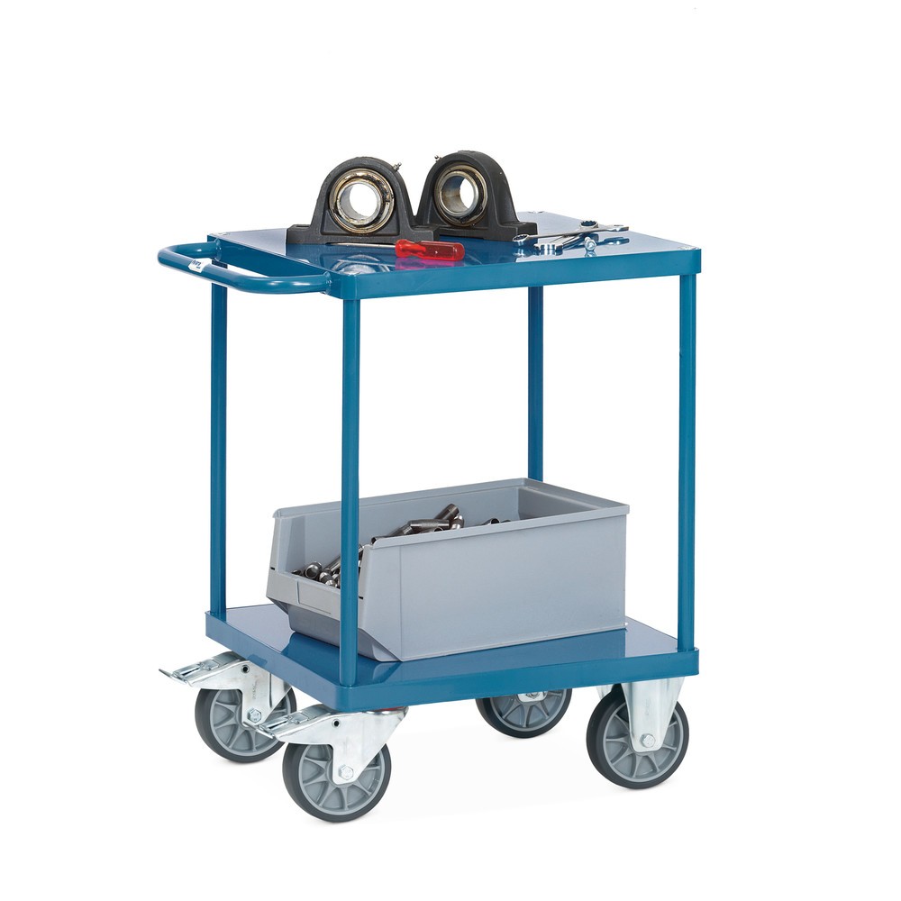 Image of Pulverbeschichteter Tisch-und Montagewagen fetra® mit Stahlblechböden Der robuste Wagen aus geschweisstem Stahlrohr und Profilstahl hat 2 Etagen mit jeweils einem bündig einliegenden Stahlblech-Boden. Darüber hinaus ist der Etagenwagen mit 2 Lenk- und Boc