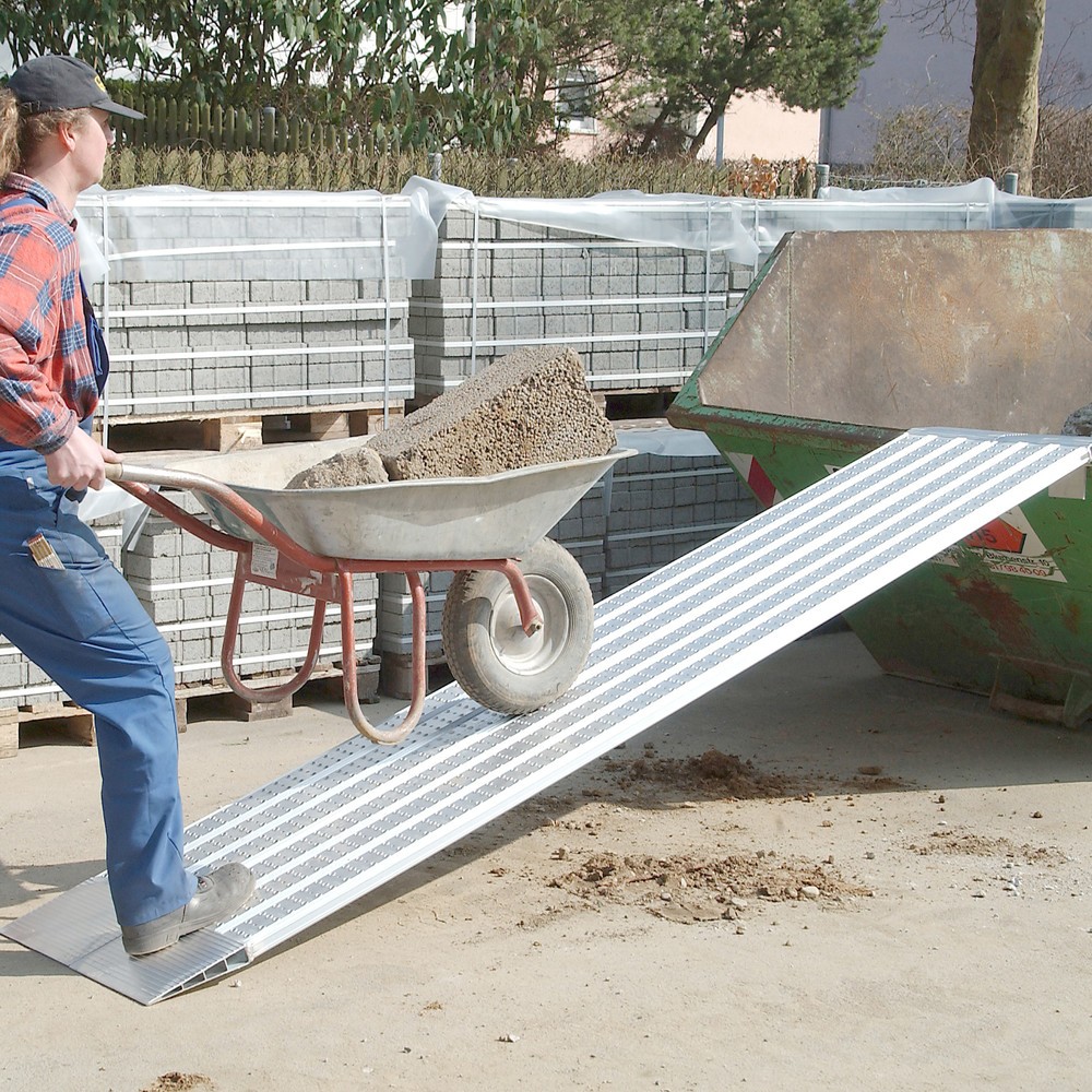 Produktabbildung Nr. 5: Altec Alu-Verladeschiene, rutschsicher, TK 435 kg/Stk, BxL 200 x 1.500 mm