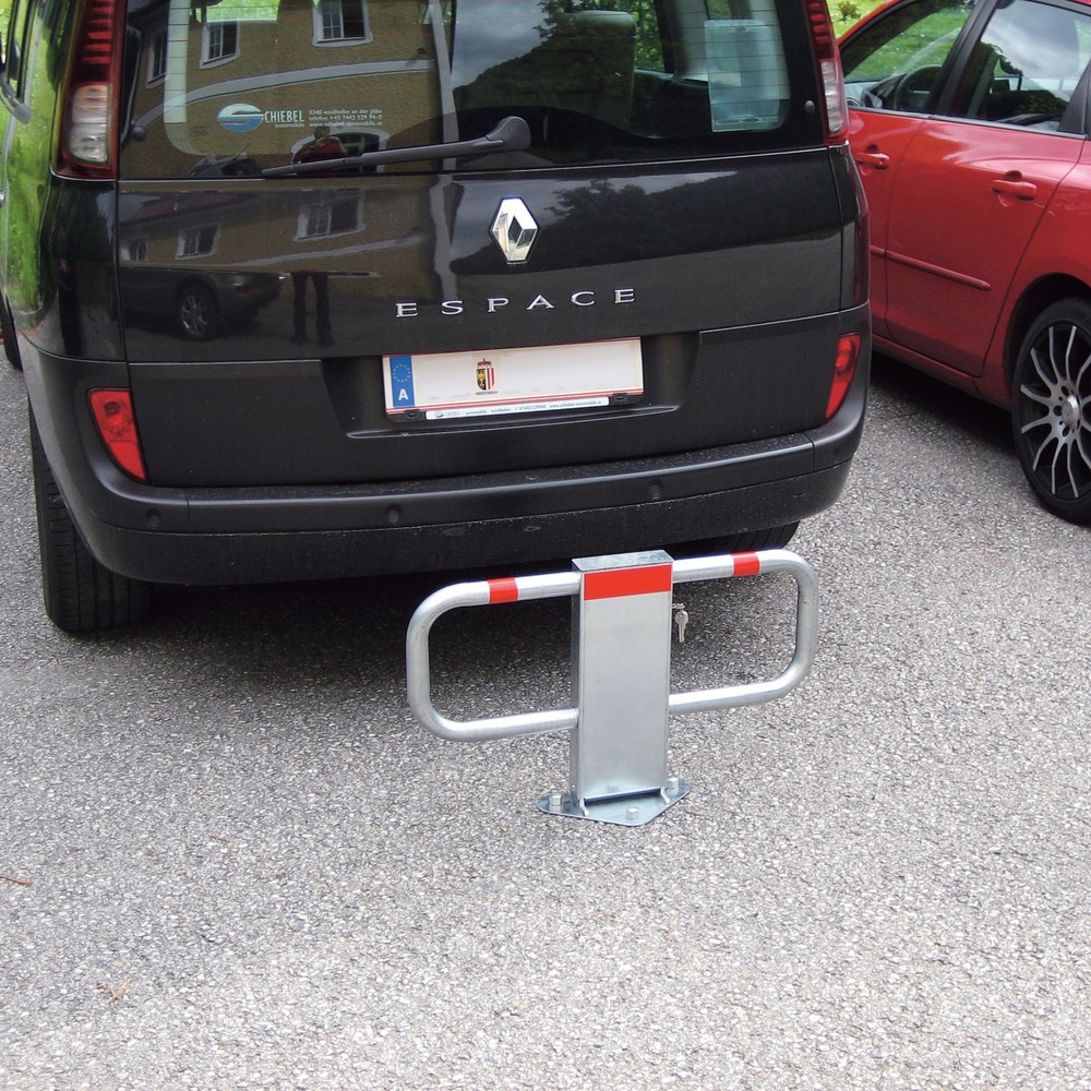 Illustration du produit: Arceau anti-stationnement rabattable Premium, verrouillable, hauteur 475 mm