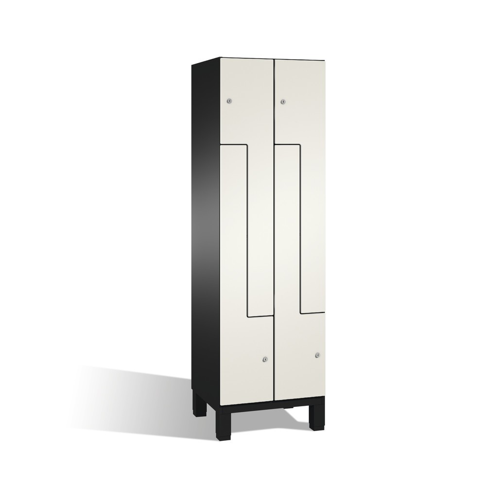 Illustration du produit: Armoire-penderie en Z Cambio C+P, 2 compartiments, largeur des compartiments 300 mm, HxlxP 1 980x600x525 mm, RAL 7021 gris noir, décor blanc, pieds