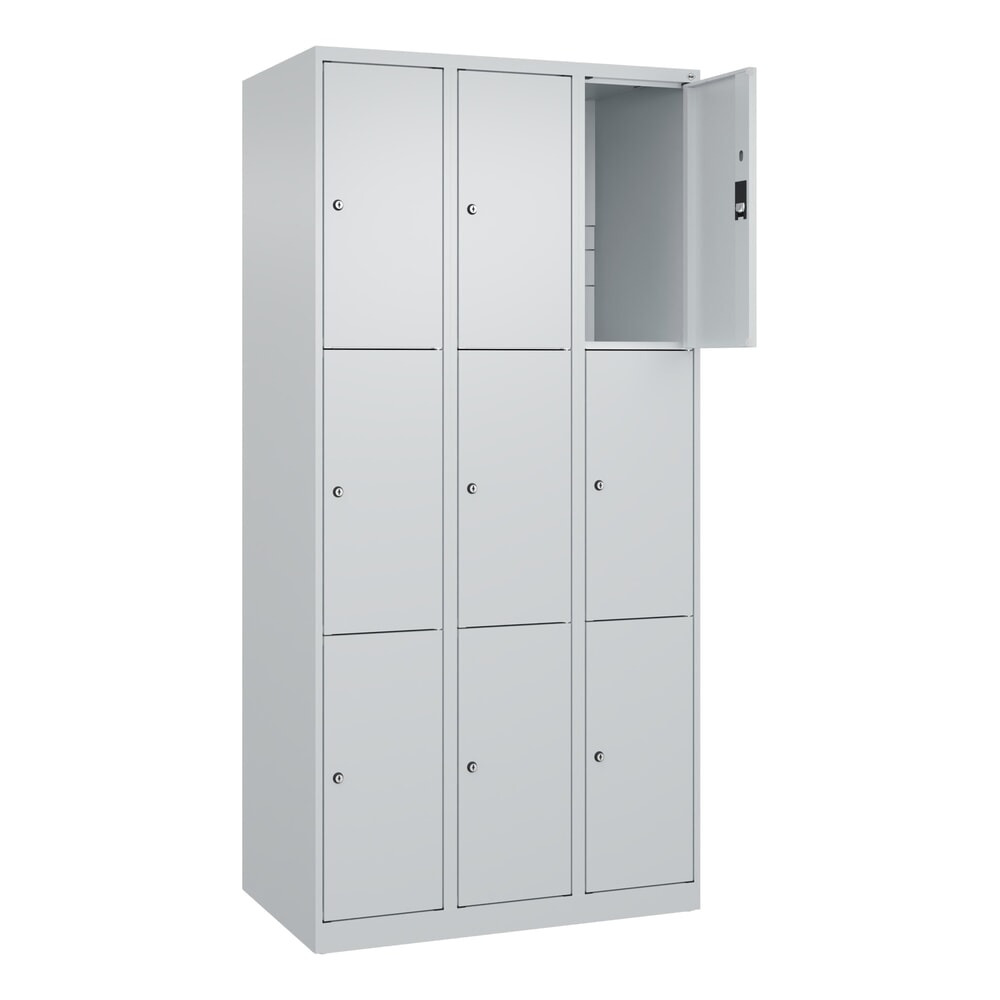 Produktabbildung Nr. 1: C+P Schliessfachschrank Classic PLUS, 3 Abteile, HxBxT 1.850 x 900 x 500 mm, lichtgrau, lichtgrau, 9 Fächer, Zylinderschloss