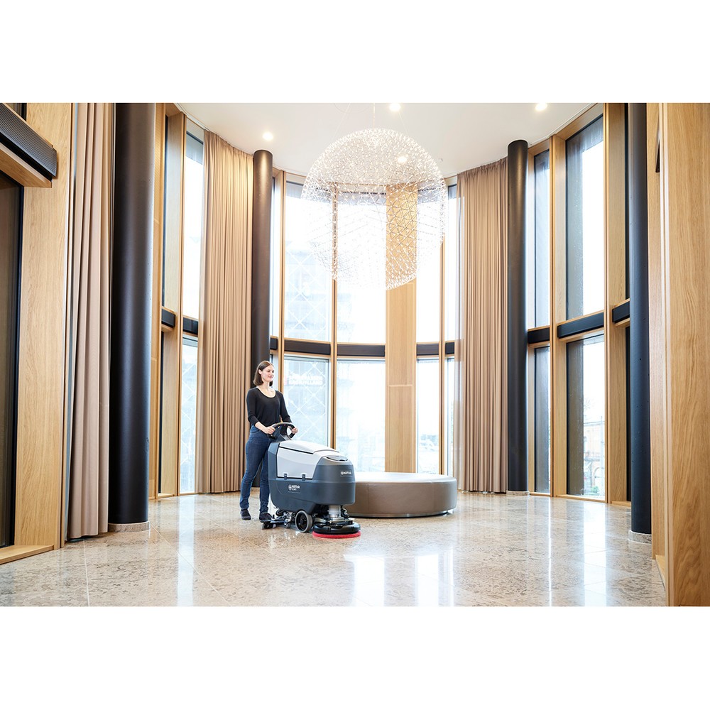 Produktabbildung Nr. 5: Autolaveuse Nilfisk® SC401 B Kombi, rendement surfacique théor. 2 150 m²/h