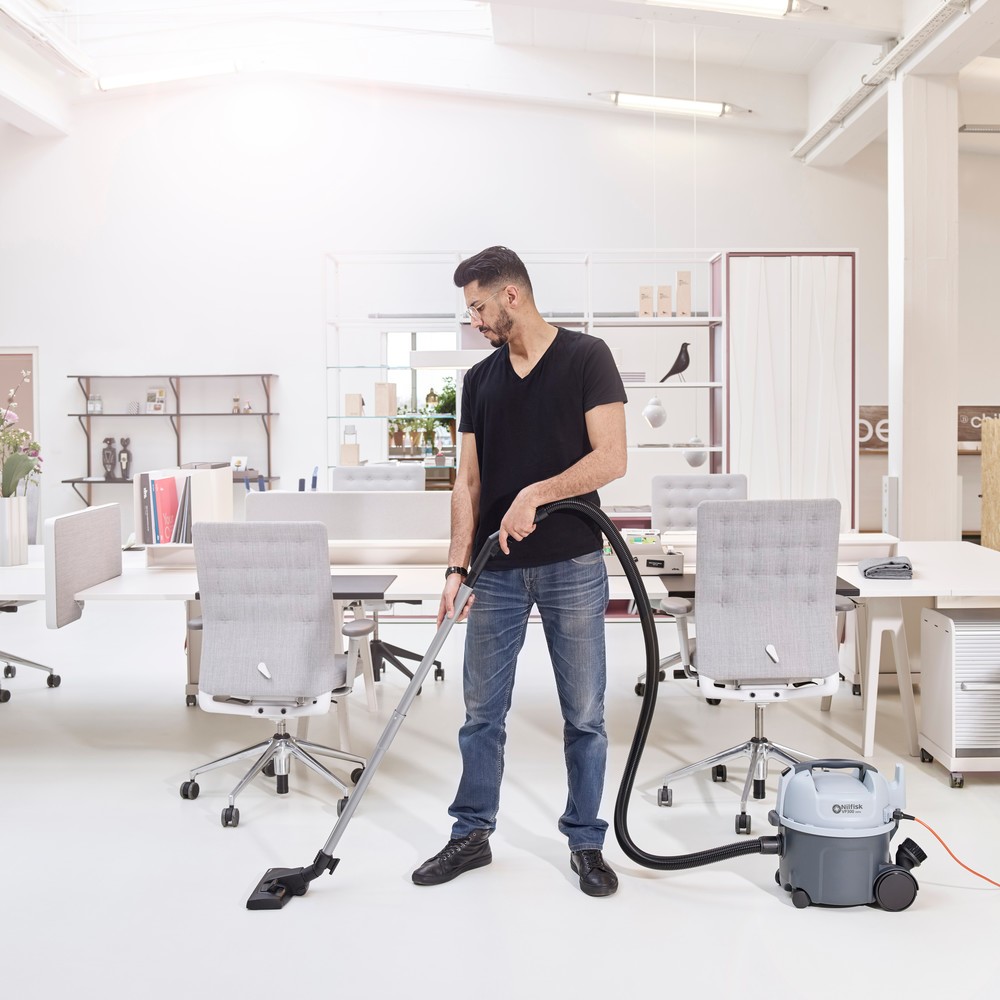 Produktabbildung Nr. 4: Nilfisk® Bürosauger VP300 HEPA EU2, 800 W (CH)