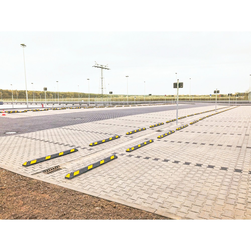 Produktabbildung Nr. 6: Butoir de roue MORAVIA Park-AID®, noir avec bandes réfléchissantes jaunes, largeur 900 mm