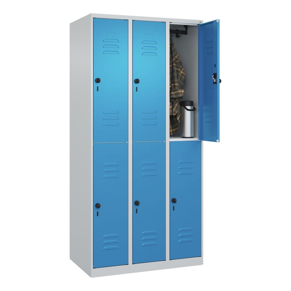 Produktabbildung Nr. 10: C+P Doppelstock-Spind Classic PLUS, 3 Abteile, HxBxT 1.850 x 900 x 500 mm, lichtgrau, lichtblau, für Vorhängeschloss, 6 Fächer