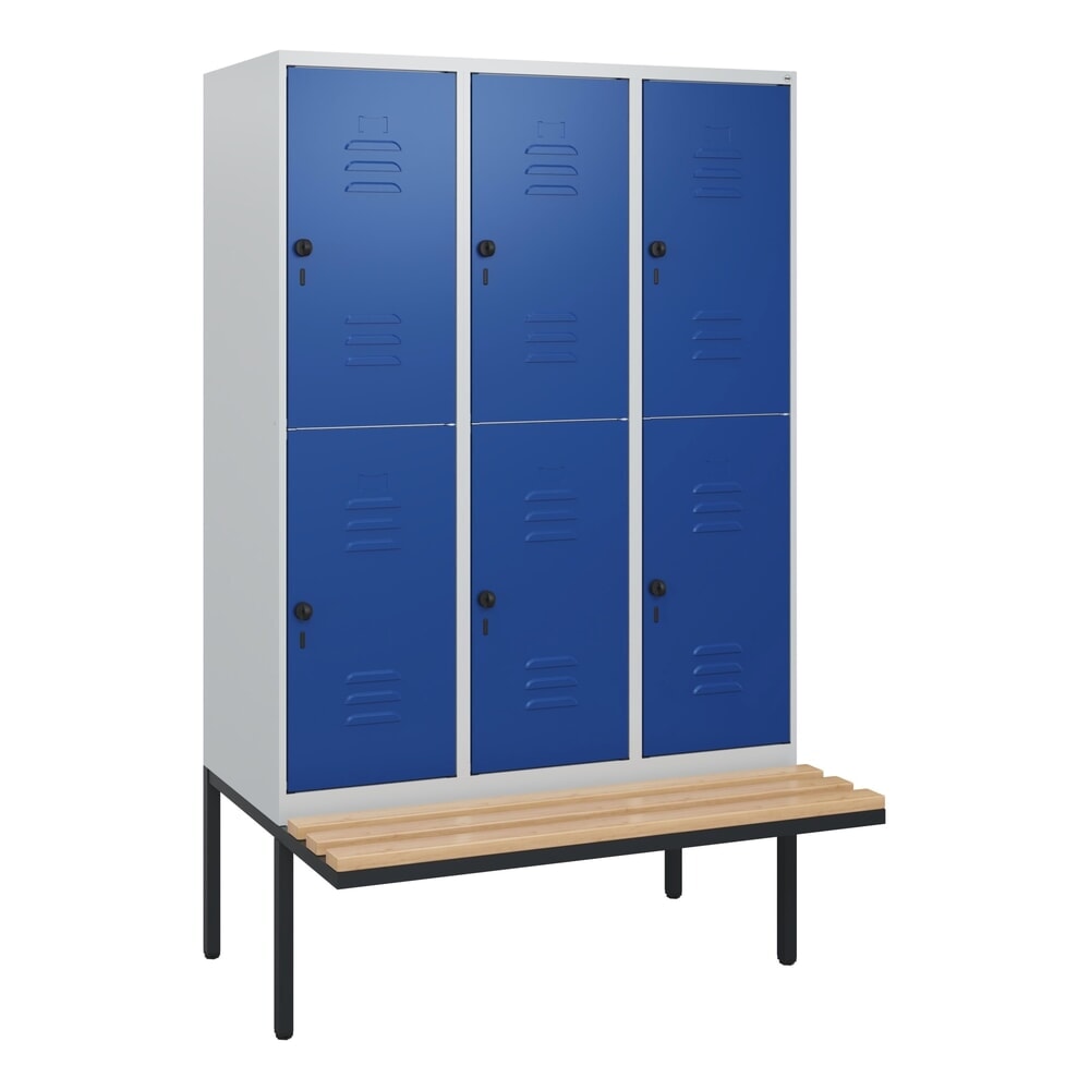 N° de l'image du produit 9 : C+P Doppelstock-Spind Classic PLUS, 3 Abteile, HxBxT 1.950 x 1.200 x 815 mm, für Vorhängeschloss, auskragende Bank aus Buche, lichtgrau, enzianblau