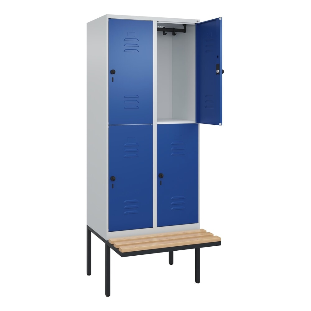 Illustration du produit: C+P Doppelstock-Spind Classic PLUS, 2 Abteile, HxBxT 2.120 x 800 x 815 mm, für Vorhängeschloss, auskragende Bank aus Buche, lichtgrau, enzianblau
