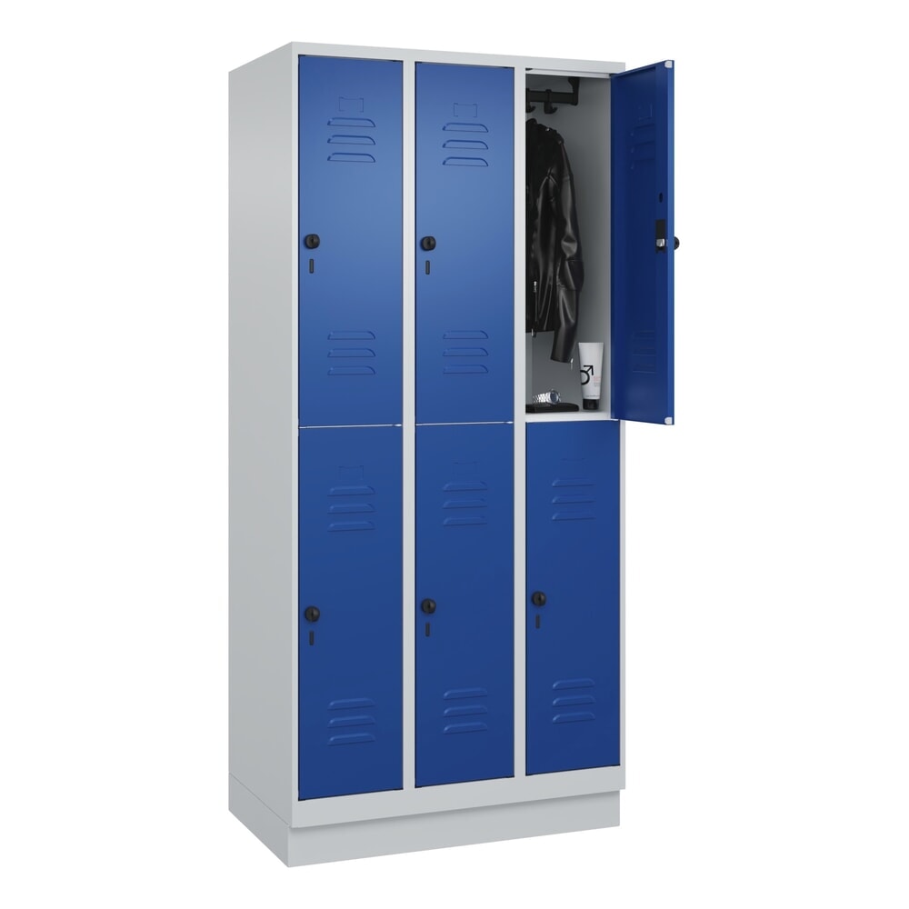 Produktabbildung Nr. 10: C+P Doppelstock-Spind Classic PLUS, Sockel, 3 Abteile, HxBxT 1.950 x 900 x 500 mm, lichtgrau, enzianblau, 6 Fächer, für Vorhängeschloss
