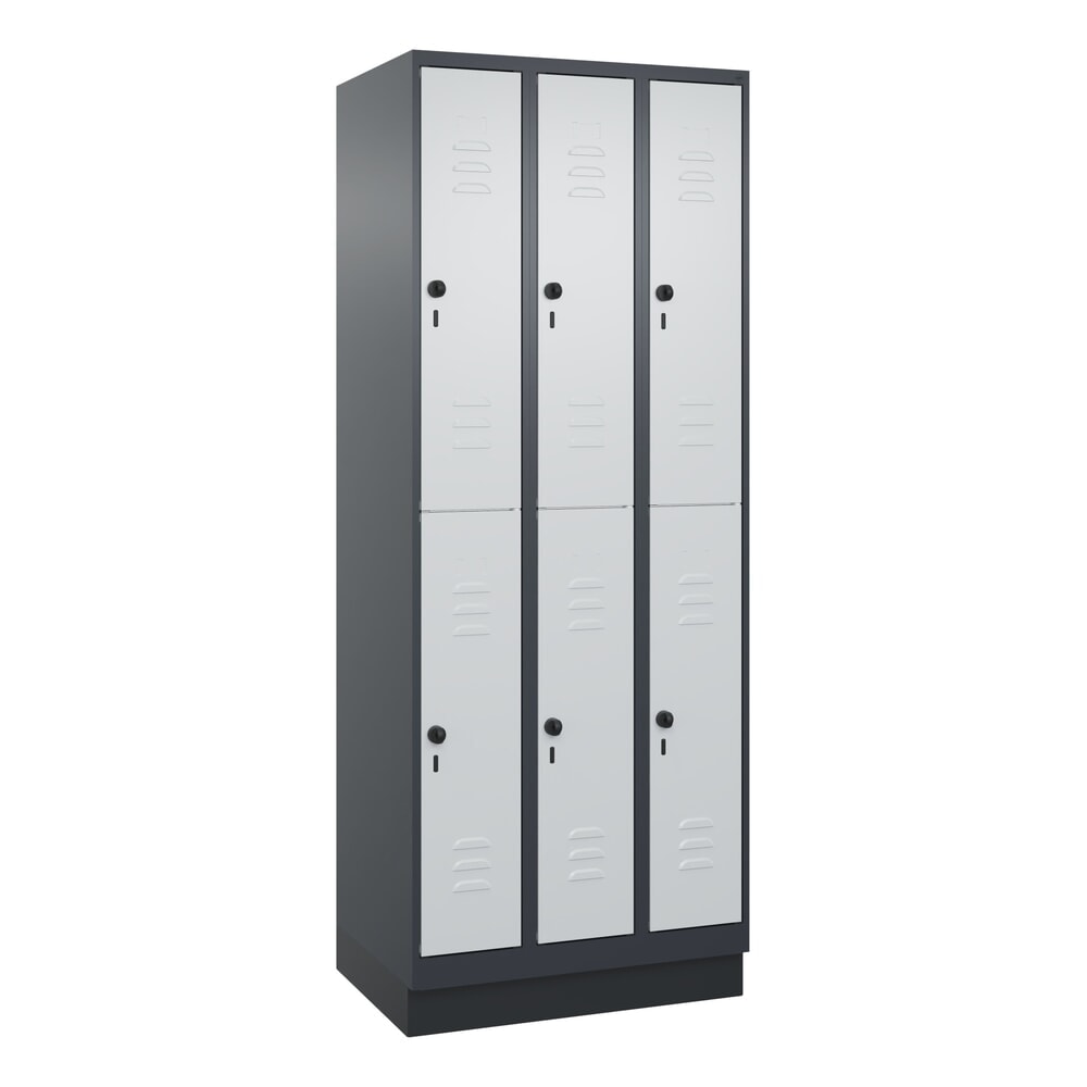 N° de l'image du produit 9 : C+P Doppelstock-Spind Classic PLUS, Sockel, 3 Abteile, HxBxT 1.950 x 750 x 500 mm, anthrazitgrau, lichtgrau, 6 Fächer, für Vorhängeschloss