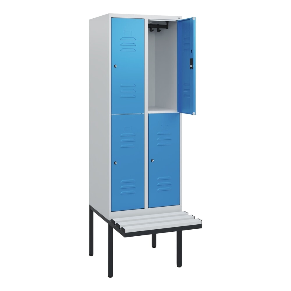 Illustration du produit: C+P Doppelstock-Spind Classic PLUS, 2 Abteile, HxBxT 1.950 x 600 x 815 mm, Zylinderschloss, auskragende Bank aus Kunststoff, lichtgrau, lichtblau