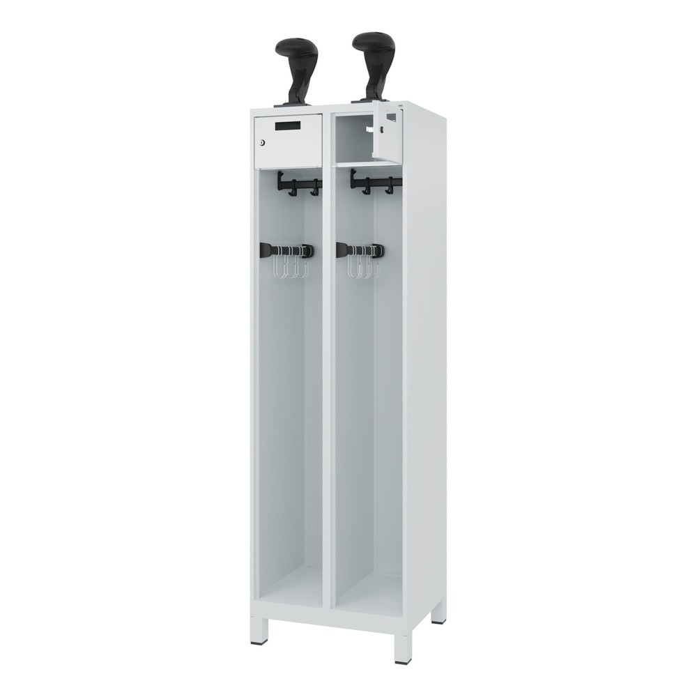 Produktabbildung: C+P Feuerwehrspind PRAKTUS, Füsse, 2 Abteile, HxBxT 1.850 x 600 x 500 mm, lichtgrau, mit Helmhalter