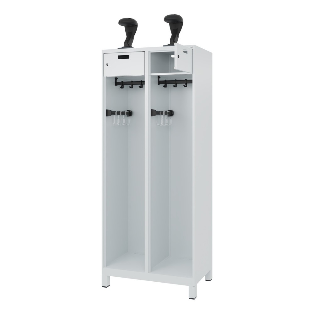 Produktabbildung: C+P Feuerwehrspind PRAKTUS, Füsse, 2 Abteile, HxBxT 1.850 x 800 x 500 mm, lichtgrau, mit Helmhalter