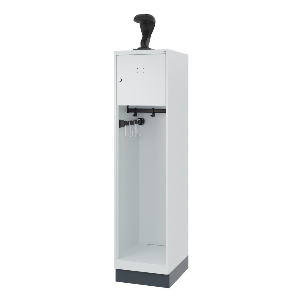Produktabbildung Nr. 5: C+P Feuerwehrspind YOUNGSTER, Sockel, 1 Abteil, HxBxT 1.530 x 400 x 500 mm, lichtgrau, mit Helmhalter