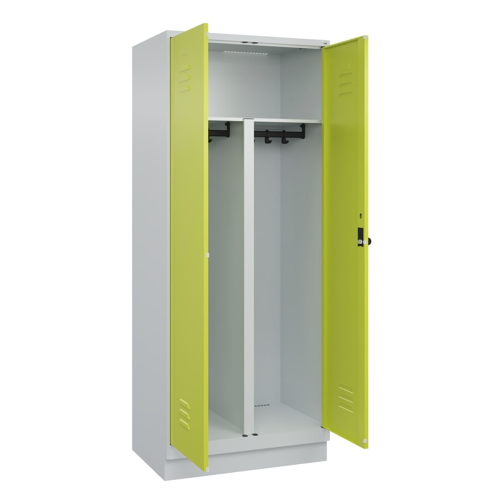 C+P PSA Doppel-Spind Classic PLUS, Sockel, 2 Abteile, HxBxT 1.950 x 800 x 500 mm, lichtgrau, clowngrün, für Vorhängeschloss Produktabbildung: C+P PSA Doppel-Spind Classic PLUS, Sockel, 2 Abteile, HxBxT 1.950 x 800 x 500 mm, lichtgrau, clowngrün, für Vorhängeschloss