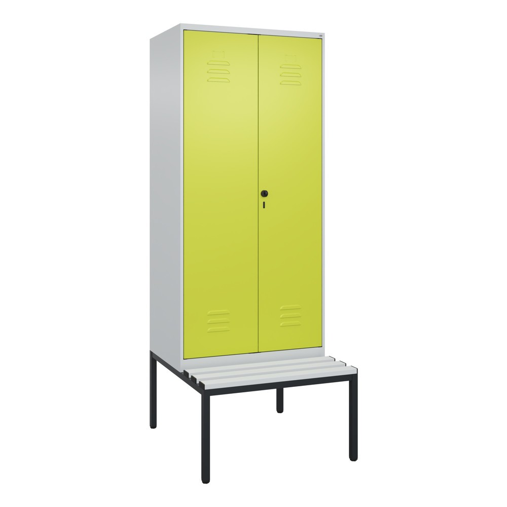 Illustration du produit: C+P PSA Doppel-Spind Classic PLUS, 2 Abteile, HxBxT 2.120 x 800 x 815 mm, für Vorhängeschloss, untergebaute Bank aus Kunststoff, lichtgrau, clowngrün