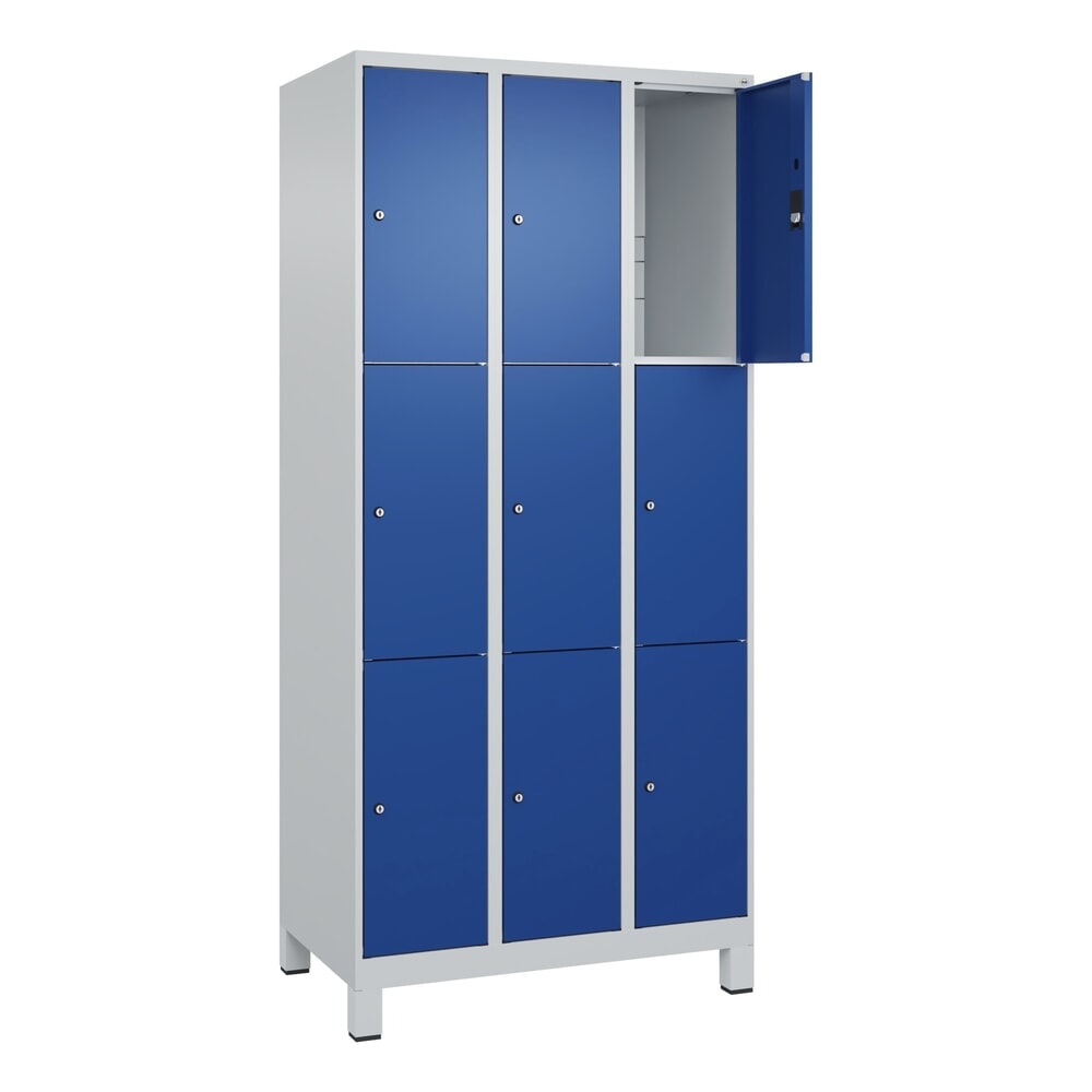 Produktabbildung Nr. 1: C+P Schliessfachschrank Classic PLUS, Füsse, 3 Abteile, HxBxT 1.950 x 900 x 500 mm, lichtgrau, enzianblau, 9 Fächer, Zylinderschloss