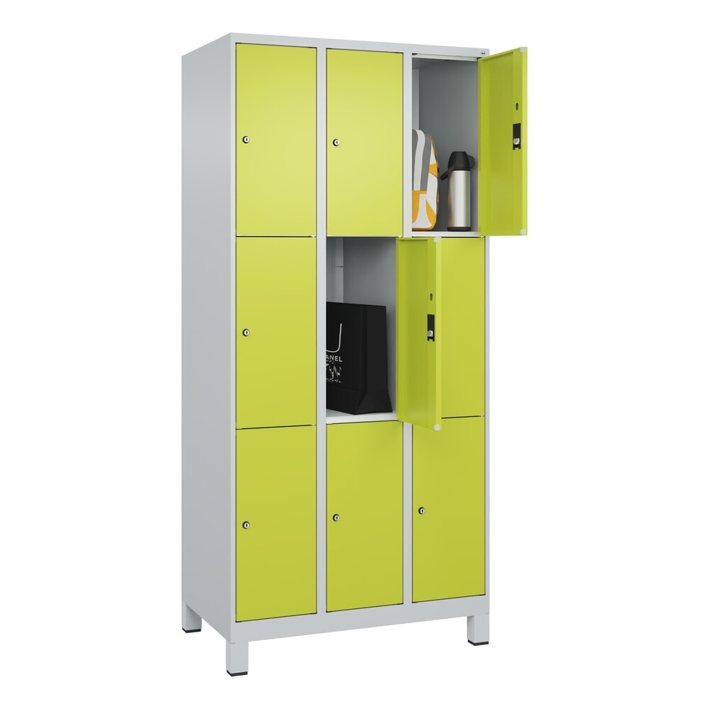 Produktabbildung Nr. 10: C+P Schliessfachschrank Classic PLUS, Füsse, 3 Abteile, HxBxT 1.950 x 900 x 500 mm, lichtgrau, clowngrün, 9 Fächer, Zylinderschloss