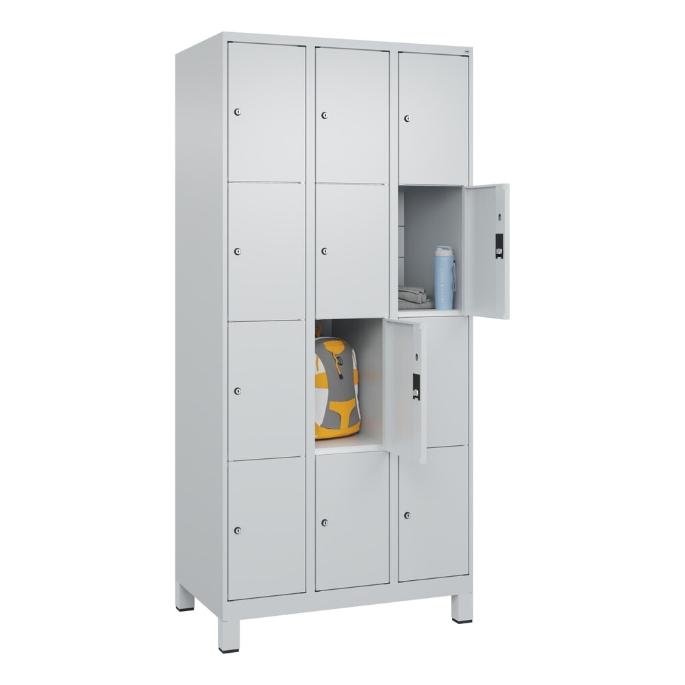 N° de l'image du produit 10 : C+P Schließfachschrank Classic PLUS, Füße, 3 Abteile, HxBxT 1.950 x 900 x 500 mm, lichtgrau, lichtgrau, 12 Fächer, Zylinderschloss