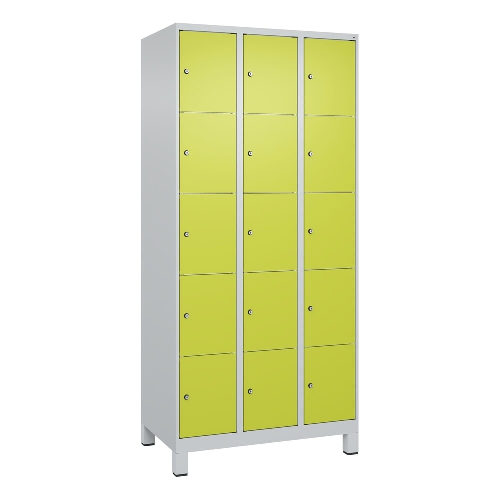 N° de l'image du produit 9 : C+P Schließfachschrank Classic PLUS, Füße, 3 Abteile, HxBxT 1.950 x 900 x 500 mm, lichtgrau, clowngrün, 15 Fächer, Zylinderschloss
