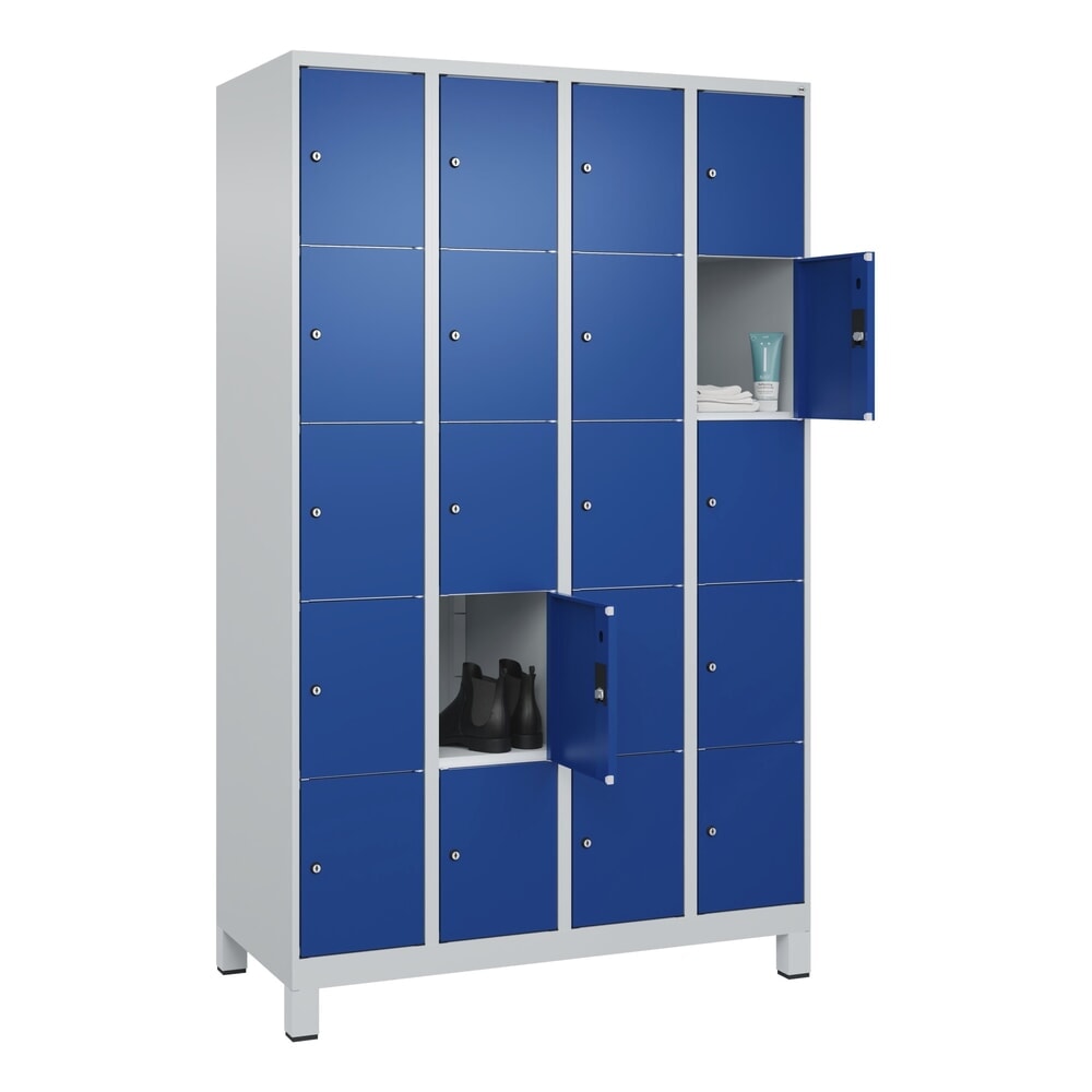 N° de l'image du produit 10 : C+P Schließfachschrank Classic PLUS, Füße, 4 Abteile, HxBxT 1.950 x 1.200 x 500 mm, lichtgrau, enzianblau, 20 Fächer, Zylinderschloss