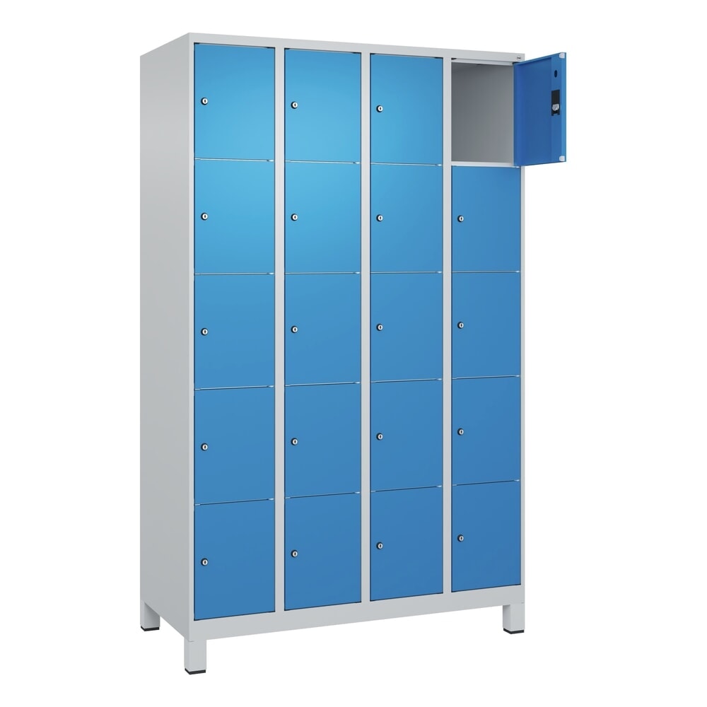 Produktabbildung Nr. 1: C+P Schliessfachschrank Classic PLUS, Füsse, 4 Abteile, HxBxT 1.950 x 1.200 x 500 mm, lichtgrau, lichtblau, 20 Fächer, Zylinderschloss