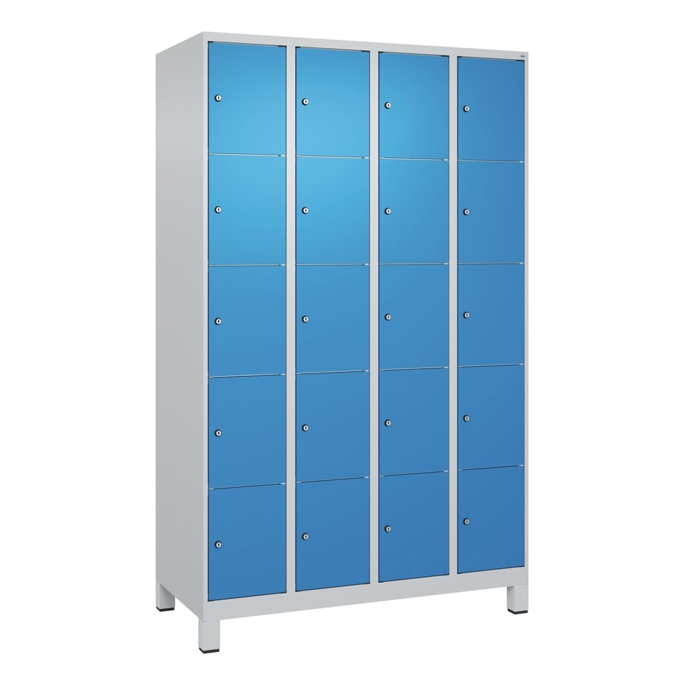 Produktabbildung Nr. 9: C+P Schliessfachschrank Classic PLUS, Füsse, 4 Abteile, HxBxT 1.950 x 1.200 x 500 mm, lichtgrau, lichtblau, 20 Fächer, Zylinderschloss