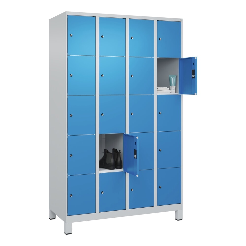Produktabbildung Nr. 10: C+P Schliessfachschrank Classic PLUS, Füsse, 4 Abteile, HxBxT 1.950 x 1.200 x 500 mm, lichtgrau, lichtblau, 20 Fächer, Zylinderschloss