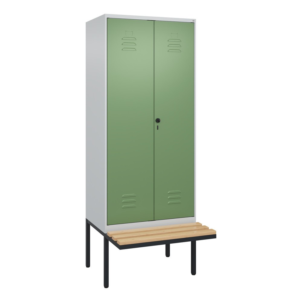 Illustration du produit: C+P Schwarz-Weiß-Spind Classic PLUS, 2 Abteile, HxBxT 2.120 x 800 x 815 mm, für Vorhängeschloss, auskragende Bank aus Buche, lichtgrau, resedagrün