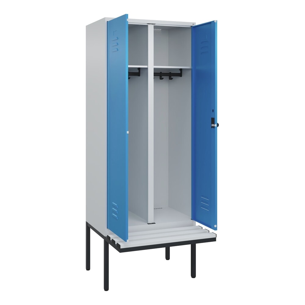 Produktabbildung: C+P Schwarz-Weiss-Spind Classic PLUS, 2 Abteile, HxBxT 2.120 x 800 x 815 mm, für Vorhängeschloss, auskragende Bank aus Kunststoff, lichtgrau, lichtblau
