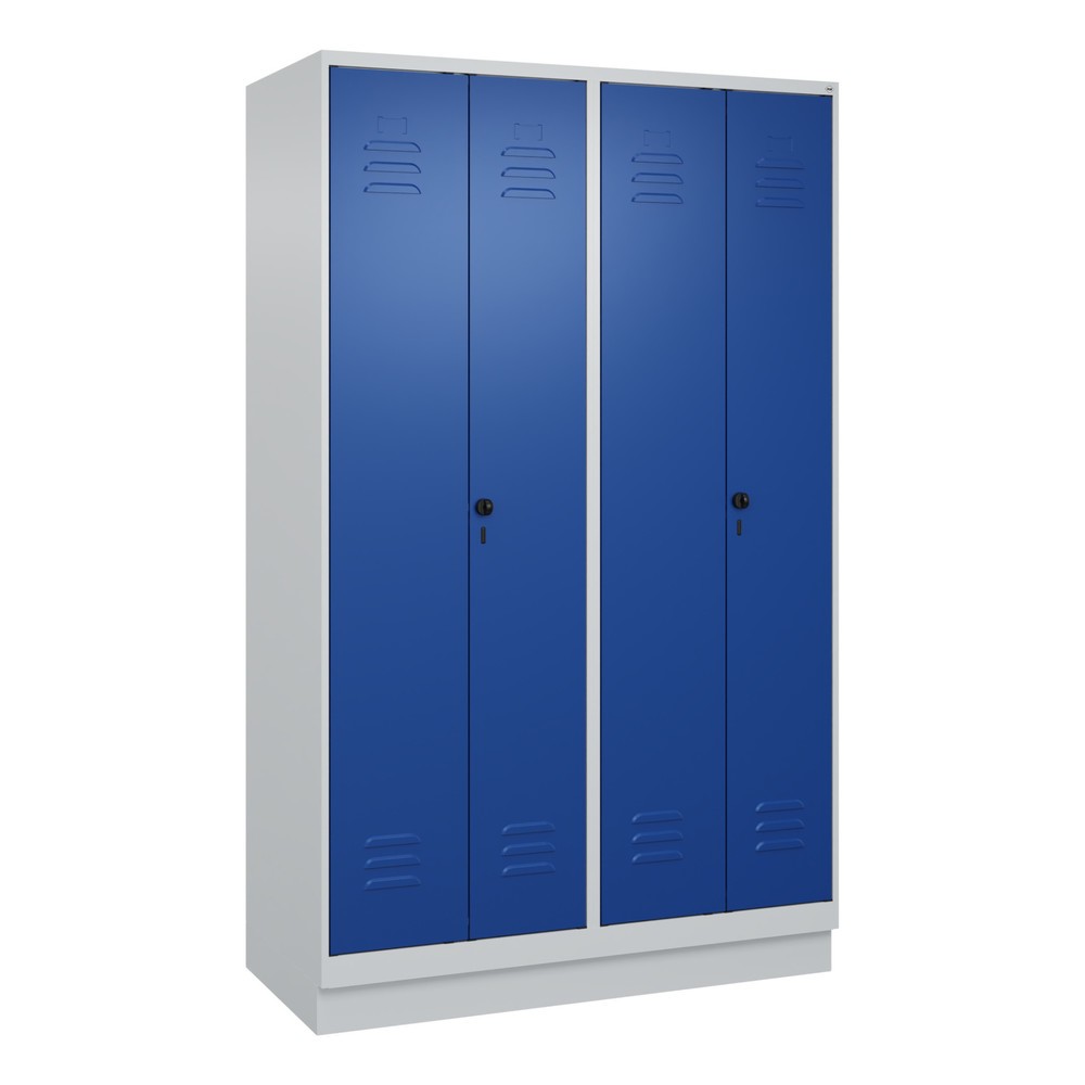 Illustration du produit: C+P Schwarz-Weiß-Spind Classic PLUS, Sockel, 4 Abteile, HxBxT 1.950 x 1.200 x 500 mm, lichtgrau, enzianblau, für Vorhängeschloss