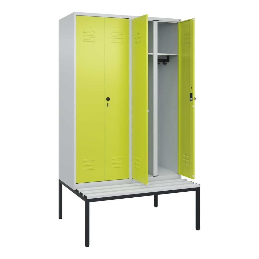 Illustration du produit: C+P Schwarz-Weiß-Spind Classic PLUS, 4 Abteile, HxBxT 2.120 x 1.200 x 815 mm, für Vorhängeschloss, untergebaute Bank aus Kunststoff, lichtgrau, clowngrün
