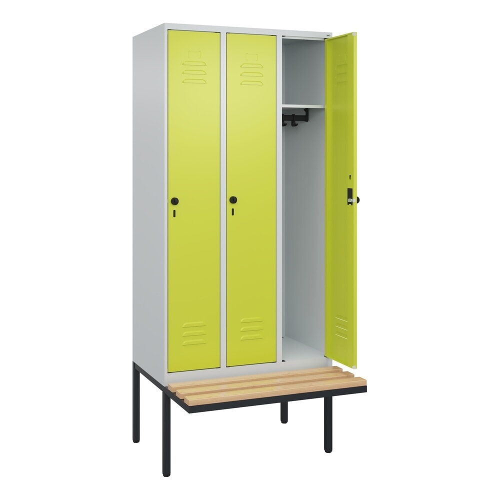 C+P Spind Classic PLUS, 3 Abteile, HxBxT 2.120 x 900 x 815 mm, für Vorhängeschloss, auskragende Bank aus Buche, lichtgrau, clowngrün Produktabbildung: C+P Spind Classic PLUS, 3 Abteile, HxBxT 2.120 x 900 x 815 mm, für Vorhängeschloss, auskragende Bank aus Buche, lichtgrau, clowngrün