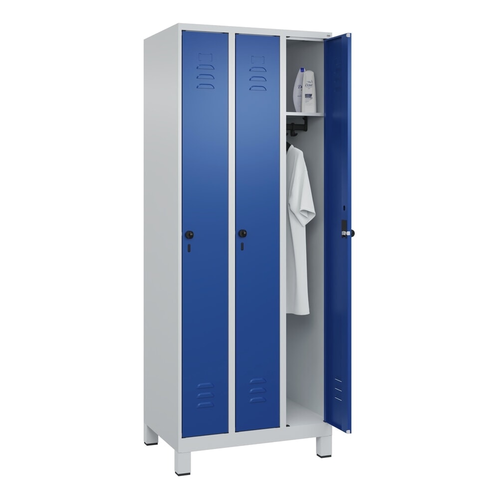 Produktabbildung Nr. 10: C+P Spind Classic PLUS, Füsse, 3 Abteile, HxBxT 1.950 x 750 x 500 mm, lichtgrau, enzianblau, für Vorhängeschloss, ohne Mitteltrennwand