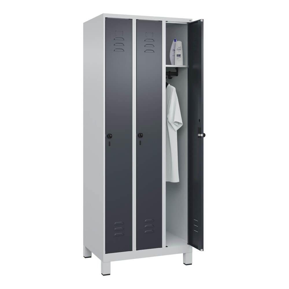 Produktabbildung Nr. 10: C+P Spind Classic PLUS, Füsse, 3 Abteile, HxBxT 1.950 x 750 x 500 mm, lichtgrau, anthrazitgrau, für Vorhängeschloss, ohne Mitteltrennwand