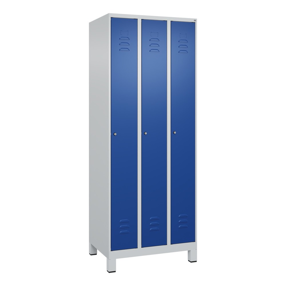Produktabbildung: C+P Spind Classic PLUS, Füsse, 3 Abteile, HxBxT 1.950 x 750 x 500 mm, lichtgrau, enzianblau, Zylinderschloss, ohne Mitteltrennwand