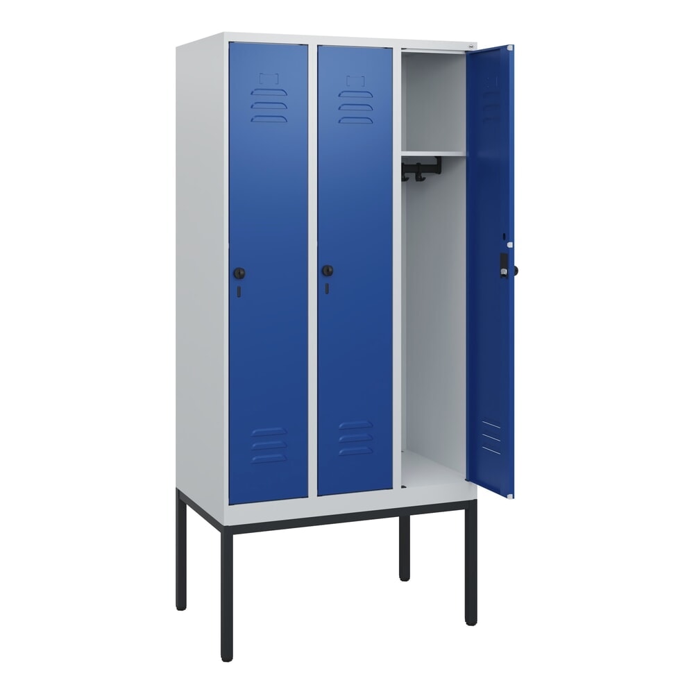Produktabbildung: C+P Spind Classic PLUS, Gestell, 3 Abteile, HxBxT 1.950 x 900 x 500 mm, lichtgrau, enzianblau, für Vorhängeschloss, ohne Mitteltrennwand