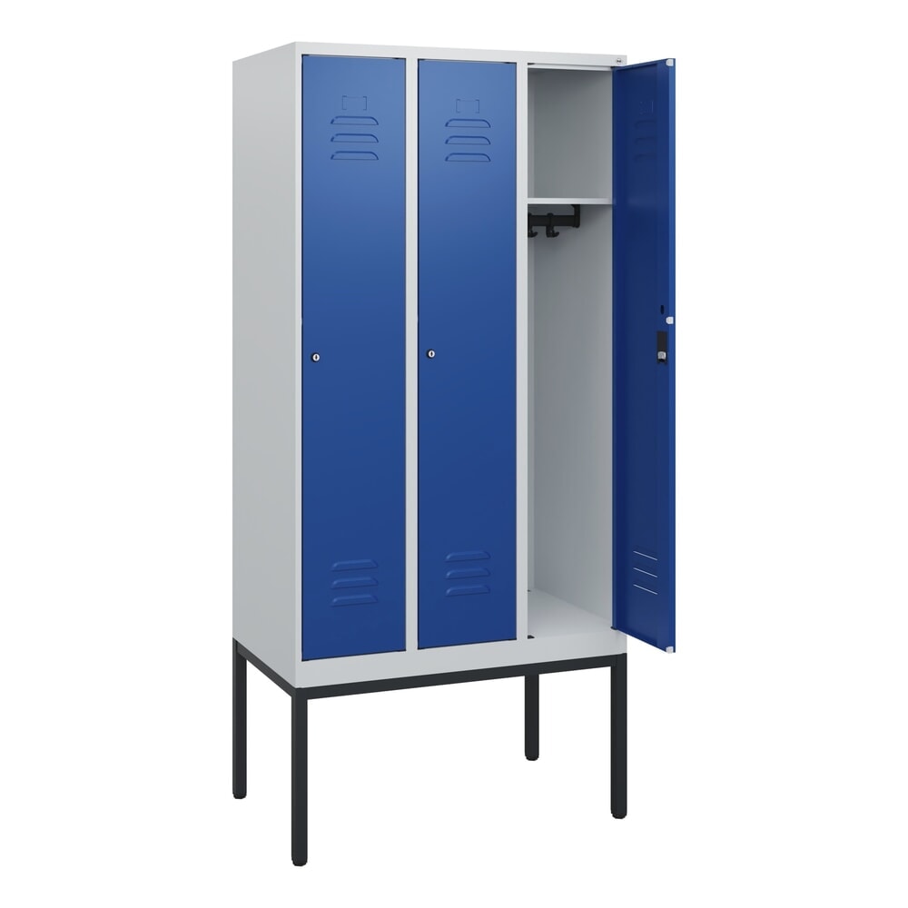 Produktabbildung: C+P Spind Classic PLUS, Gestell, 3 Abteile, HxBxT 1.950 x 900 x 500 mm, lichtgrau, enzianblau, Zylinderschloss, ohne Mitteltrennwand